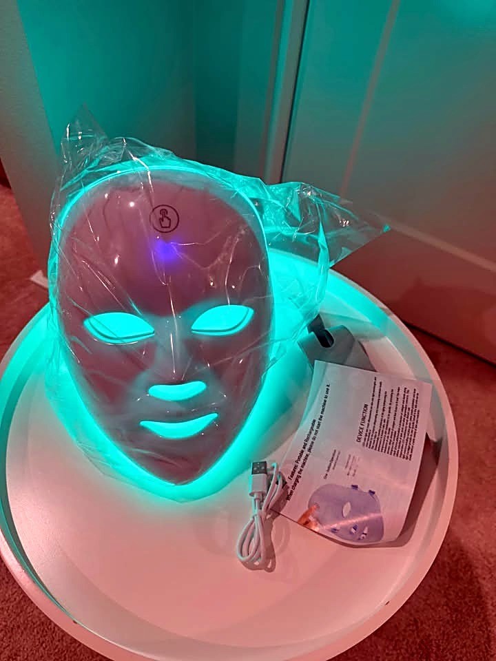 7-Color LED Light Therapy Face Mask - 102 LEDs, Rechargeable, New 7-Color LED Light Therapy Face Mask - 102 LEDs, Rechargeable, New