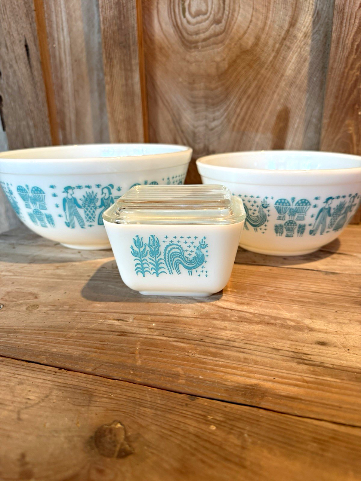 Vintage Pyrex Amish Butterprint in turquoise white three pieces from 50’s 60’s