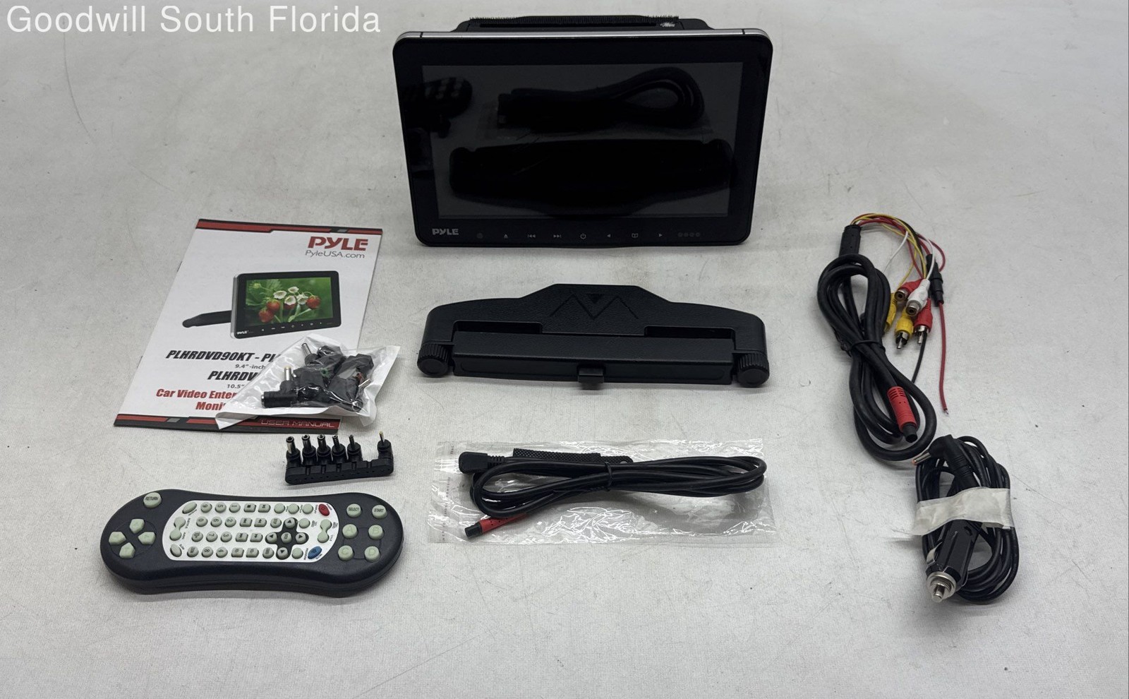 Pyle Black Universal Car Headrest Monitor DVD Player System Not Tested