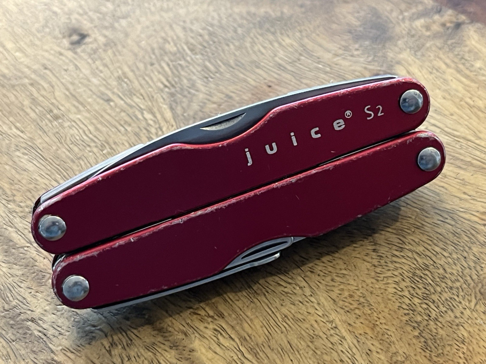 RETIRED Leatherman Juice S2 Multi Tool Red SUPER Nice
