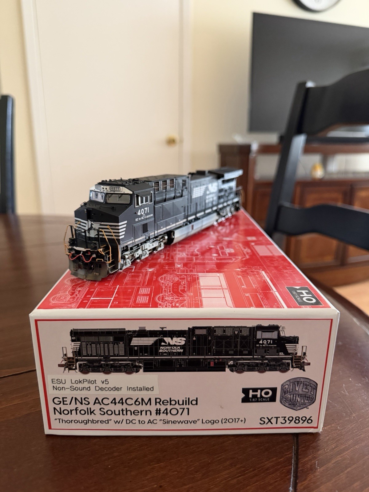 ScaleTrains Rivet Counter NS AC44C6M ESU LokPilot ScaleTrains Rivet Counter NS AC44C6M ESU LokPilot