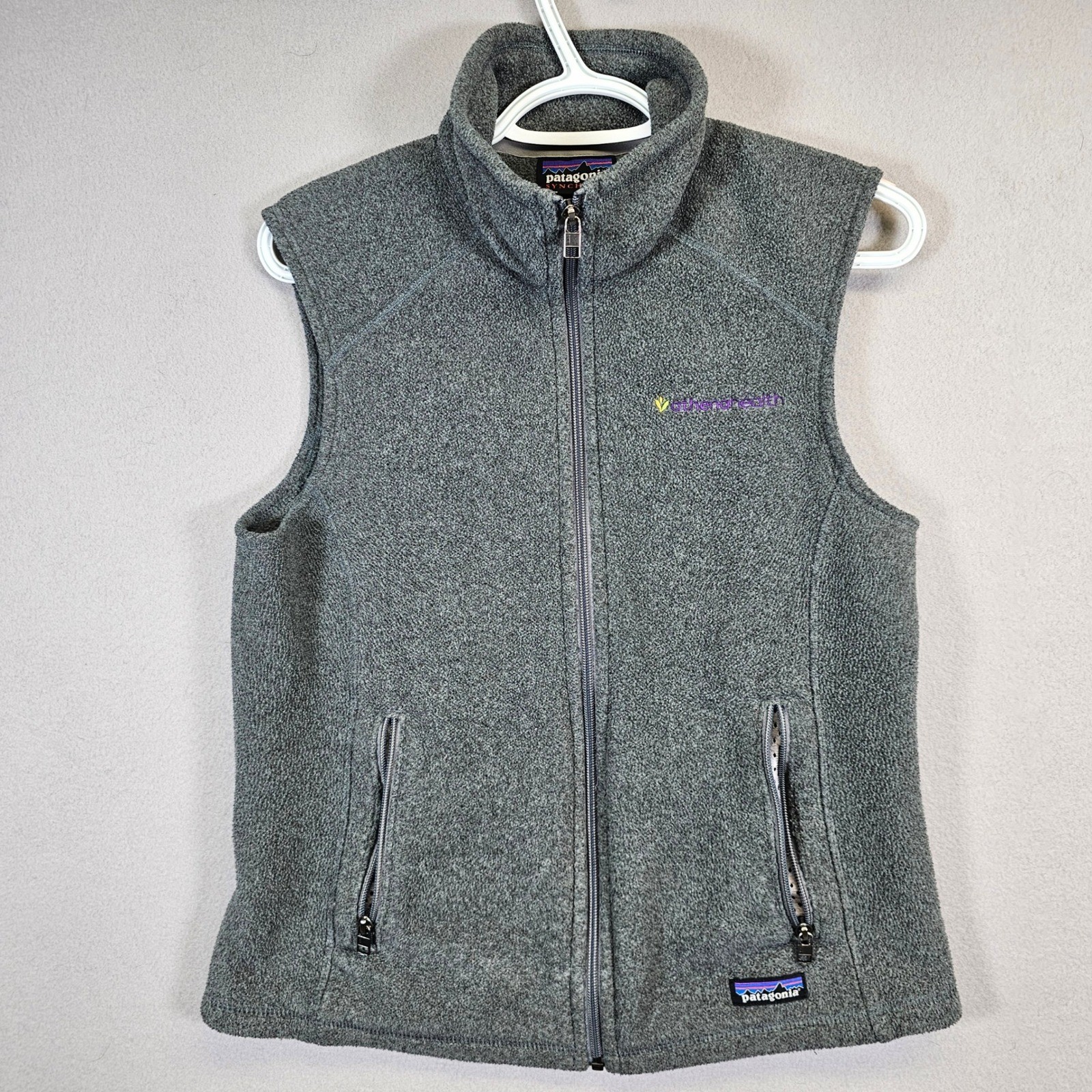 Patagonia Synchilla Fleece Vest Women\'s Medium Grey Athenahealth Embroidered