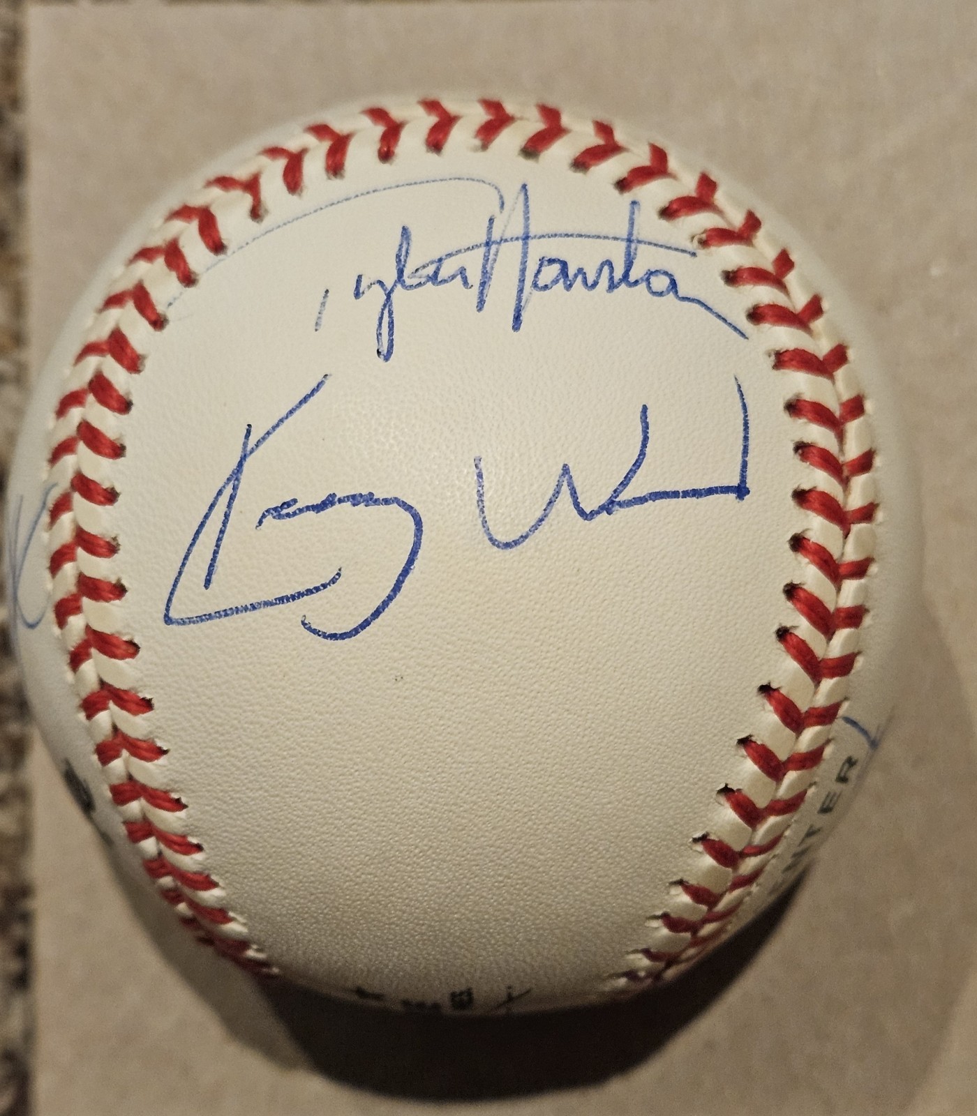 1998 Chicago Cubs Signed Baseball Kerry Wood, Henry Rodriguez, Kevin Tapani etc