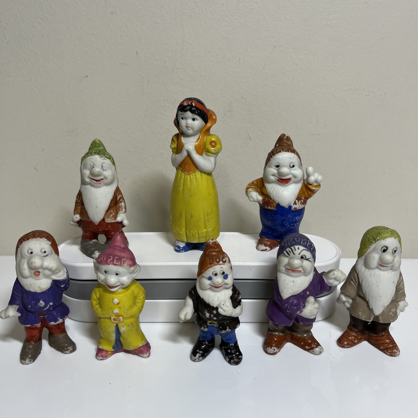 Vintage 1938 Borgfeldt Walt Disney Snow White & The Seven Dwarfs Bisque Set