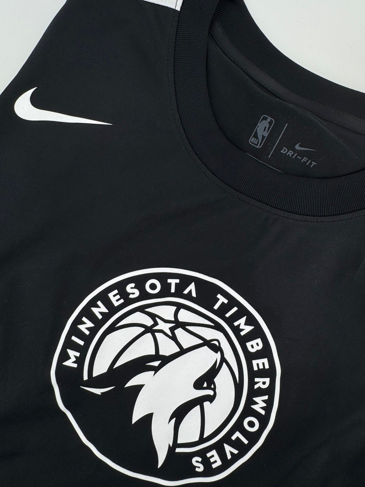 Nike NBA Minnesota Timberwolves Elite Shooting Sleeveless Shirt Black Large NWT Nike NBA Minnesota Timberwolves Elite Shooting Sleeveless Shirt Black Large NWT