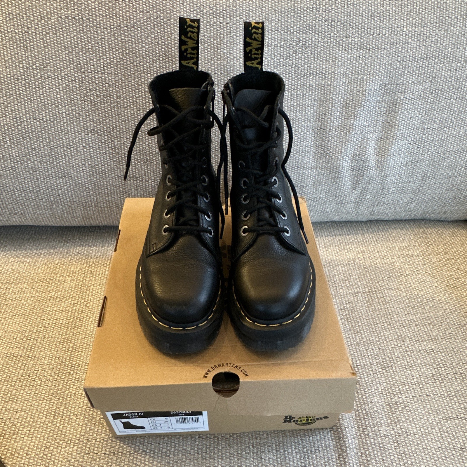 Dr. Martens Jadon III Black Leather Platform Lace-Up/Zip Ankle Boots US 7 EU 39 Dr. Martens Jadon III Black Leather Platform Lace-Up/Zip Ankle Boots US 7 EU 39