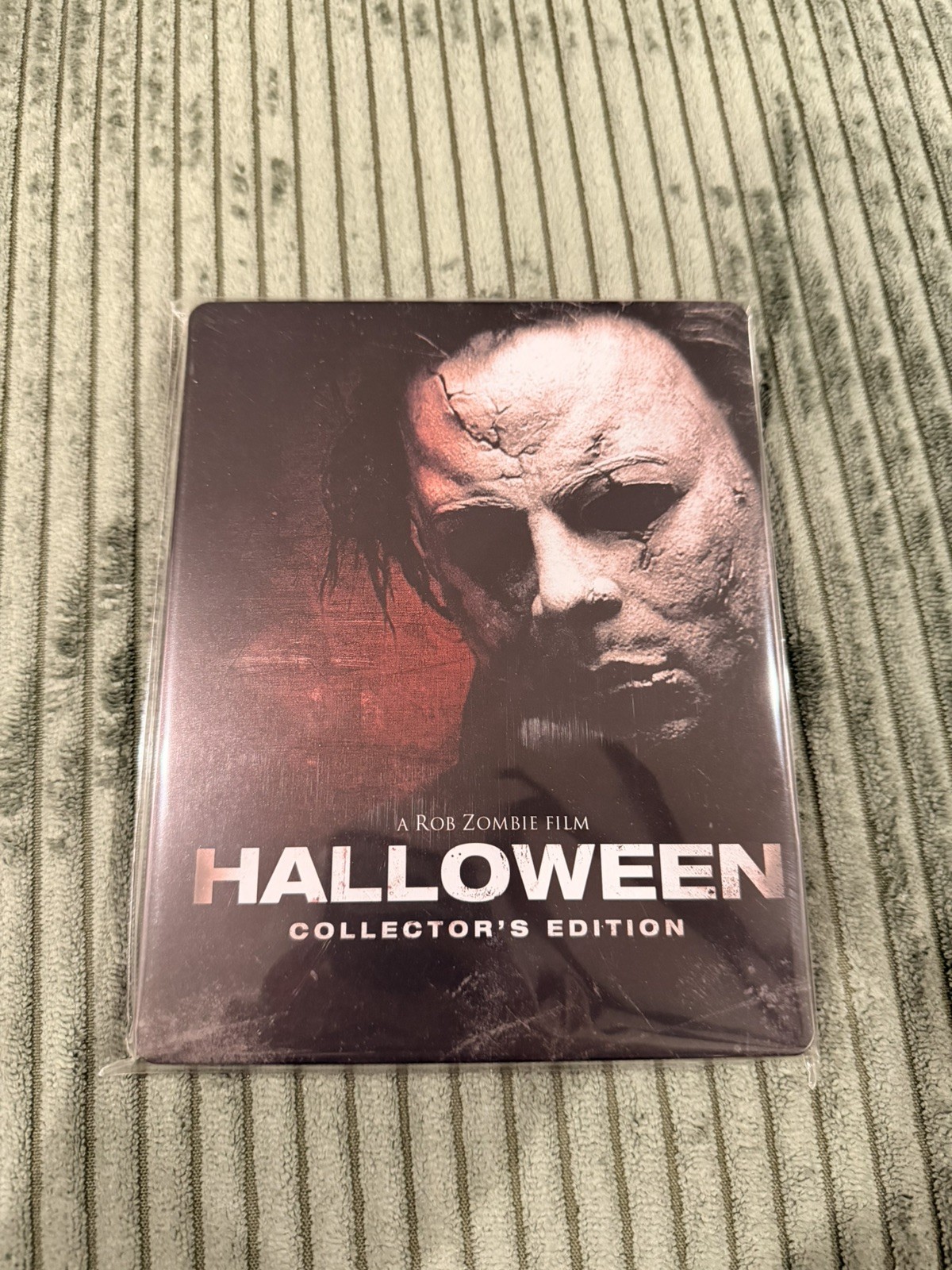 Rob Zombie's Halloween 2007 Blu-ray Collector's Edition STEELBOOK Rob Zombie's Halloween 2007 Blu-ray Collector's Edition STEELBOOK