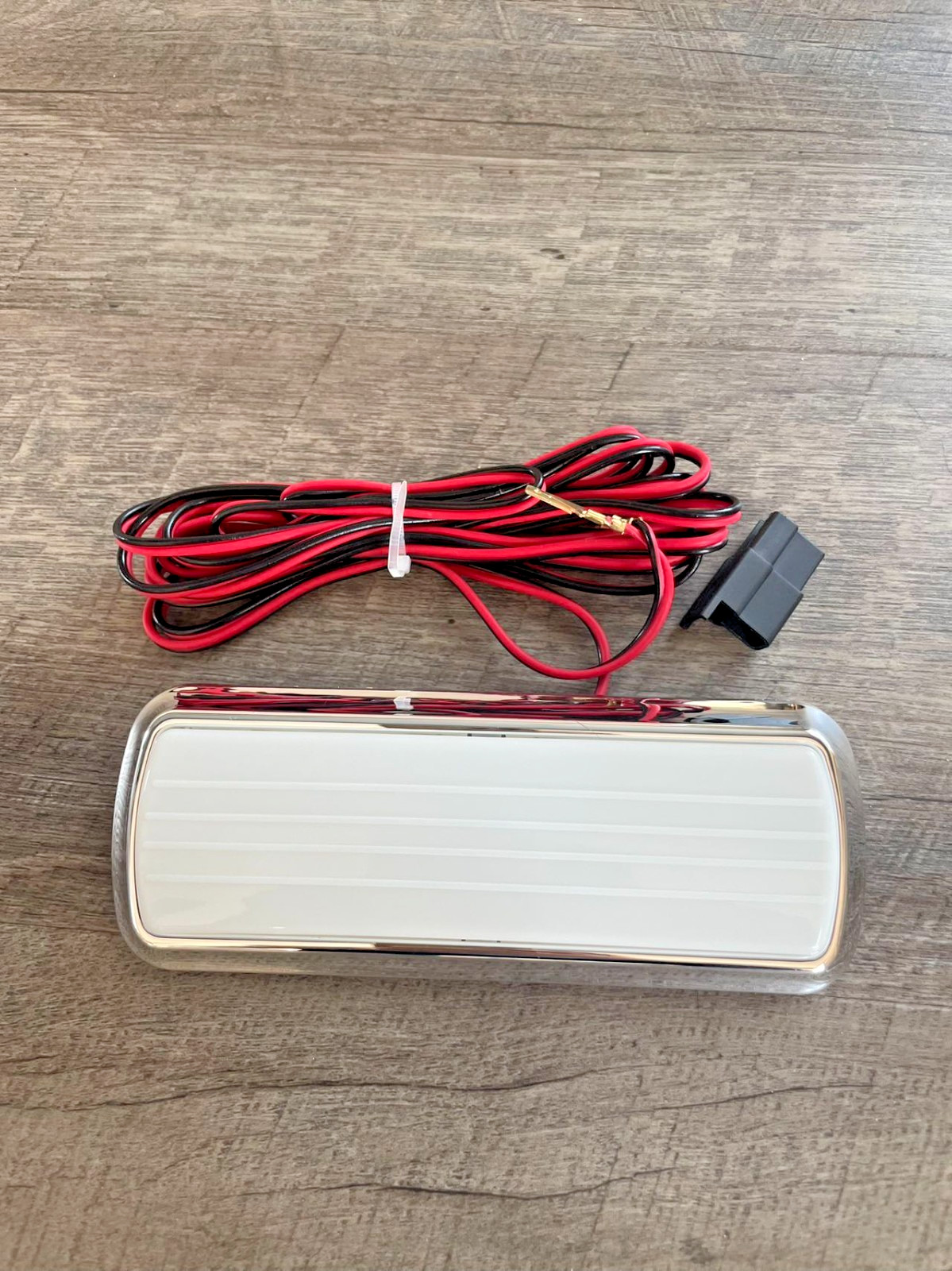 NEW 1960-72 Chevy GMC Pickup Truck Dome Lamp Lens Chrome Assembly NEW 1960-72 Chevy GMC Pickup Truck Dome Lamp Lens Chrome Assembly