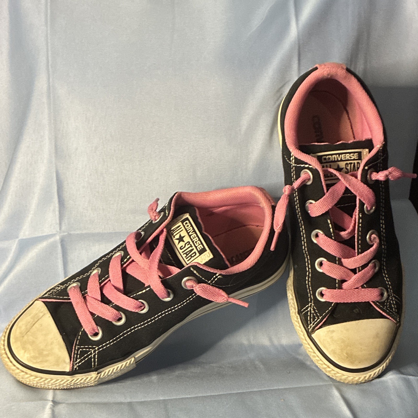 Converse All Star Low Top Canvas Lace-Up Unisex Kids Sneakers Black Pink