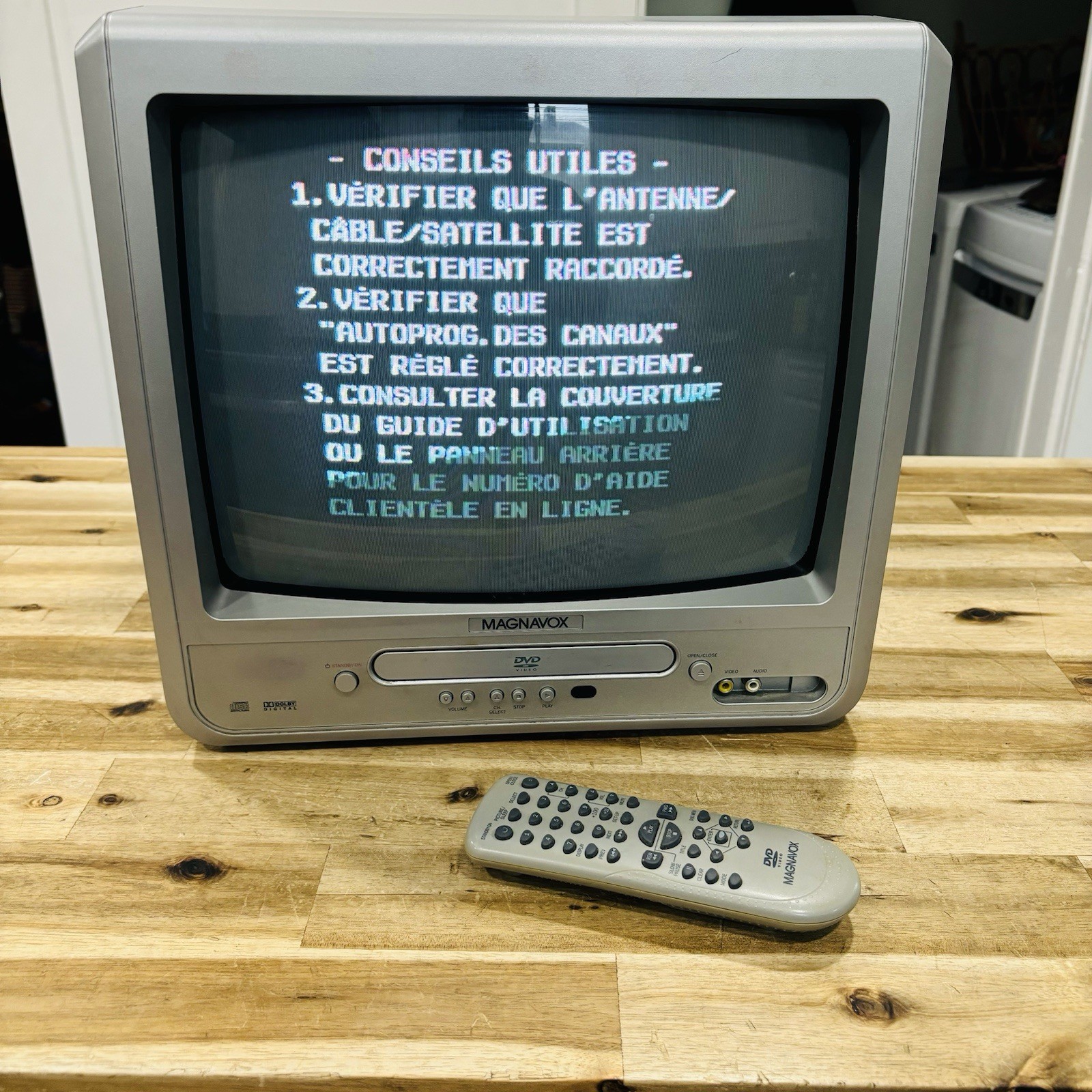Magnavox MWC13D6 CRT TV DVD Player Combo w/ Remote Control FULLY FUNCTIONAL