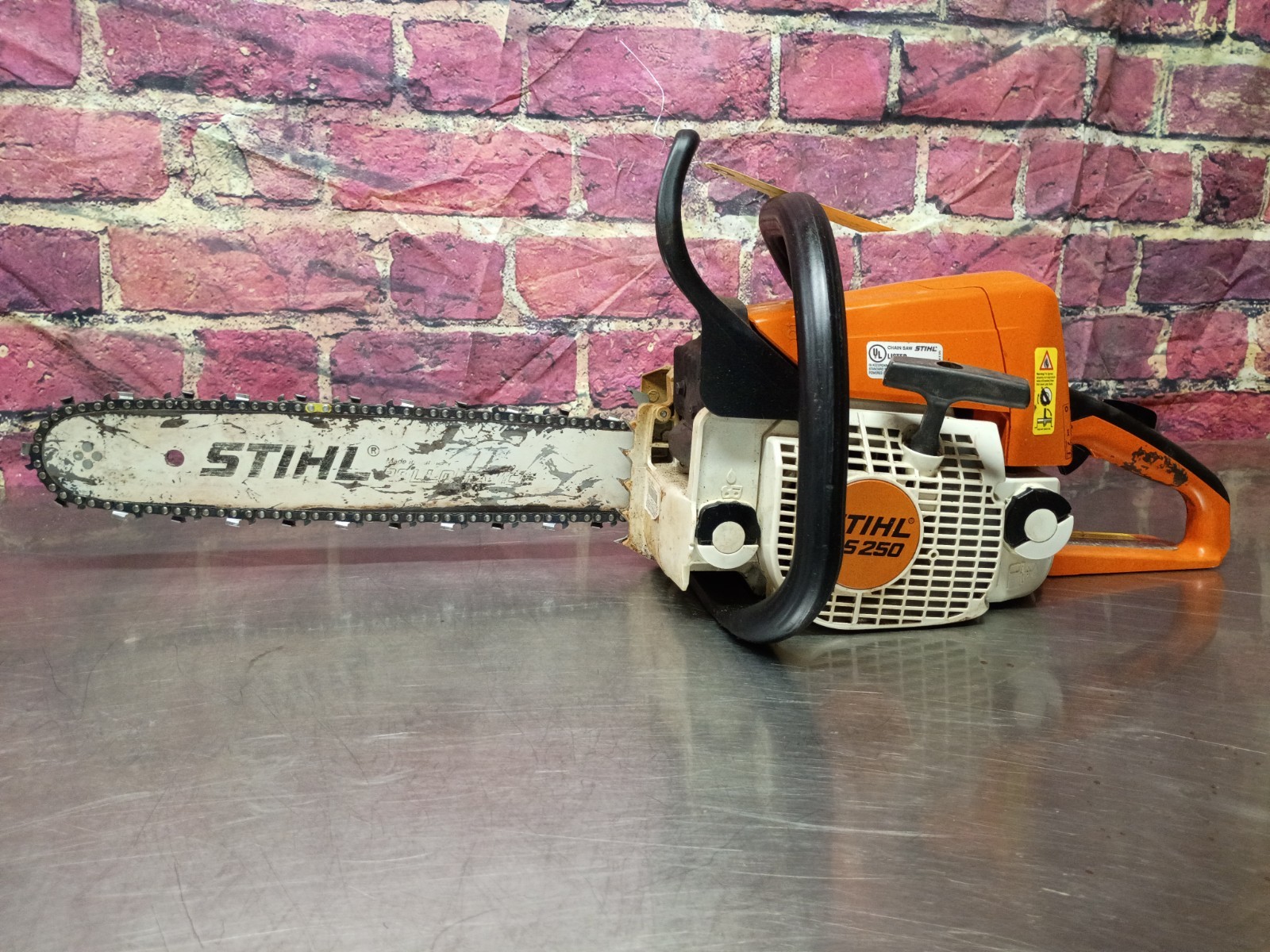 Stihl Ms 250 Chainsaw Stihl Ms 250 Chainsaw