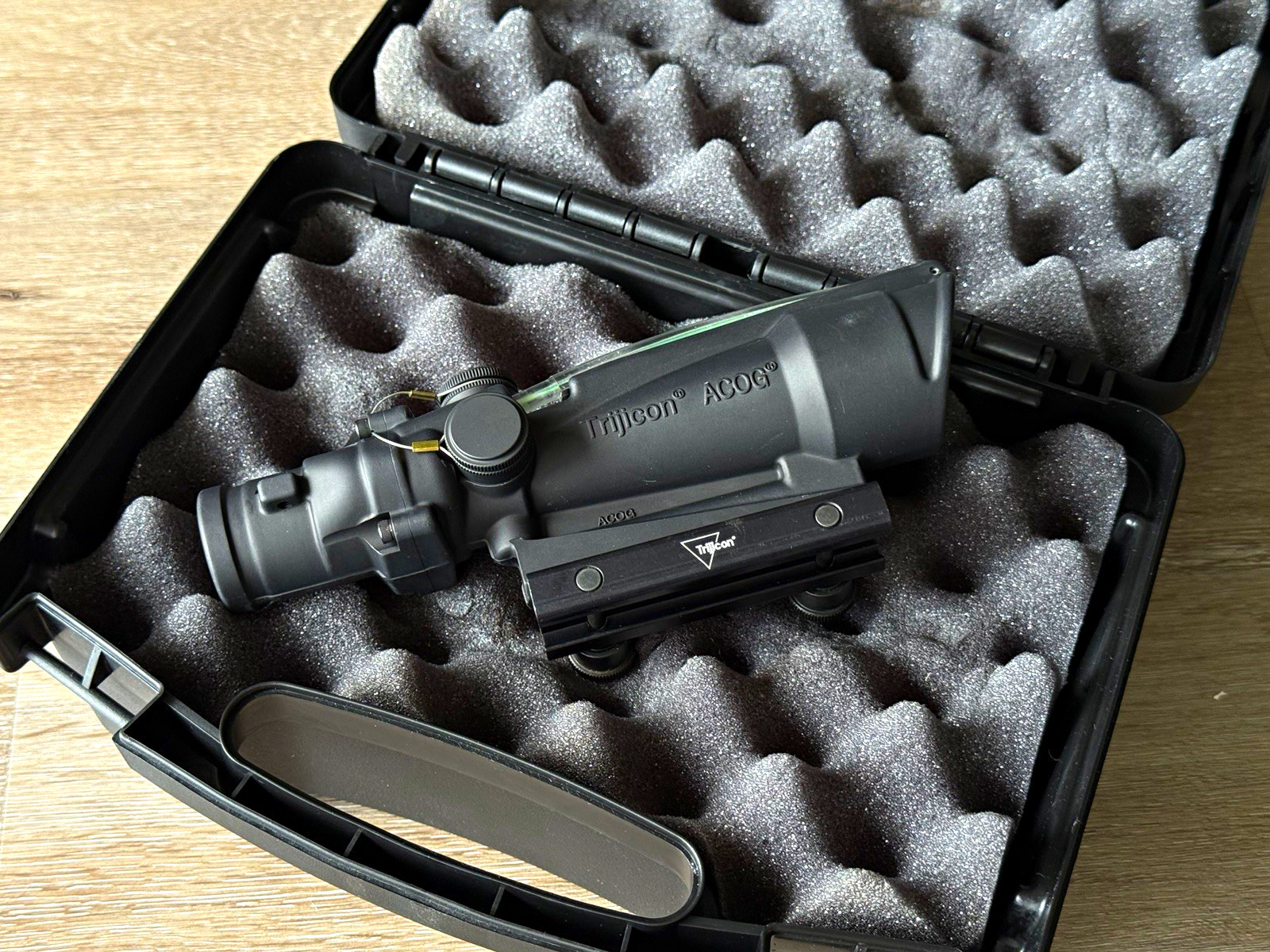 Trijicon ACOG TA11H-G 3.5x35 Green Horseshoe Dot .223 BDC Scope 100156