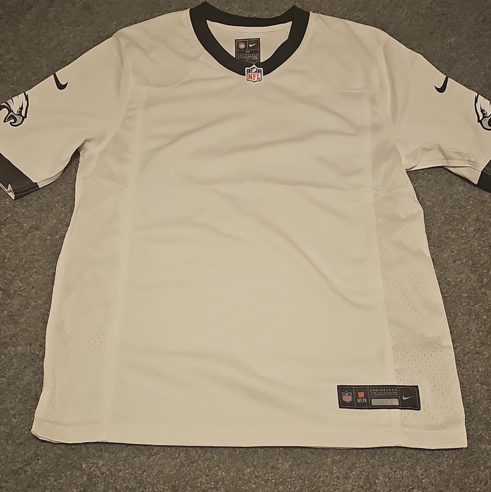 Nike On Field Philadelphia Eagles White Blank Jersey Men’s Size M NWOT Nike On Field Philadelphia Eagles White Blank Jersey Men’s Size M NWOT