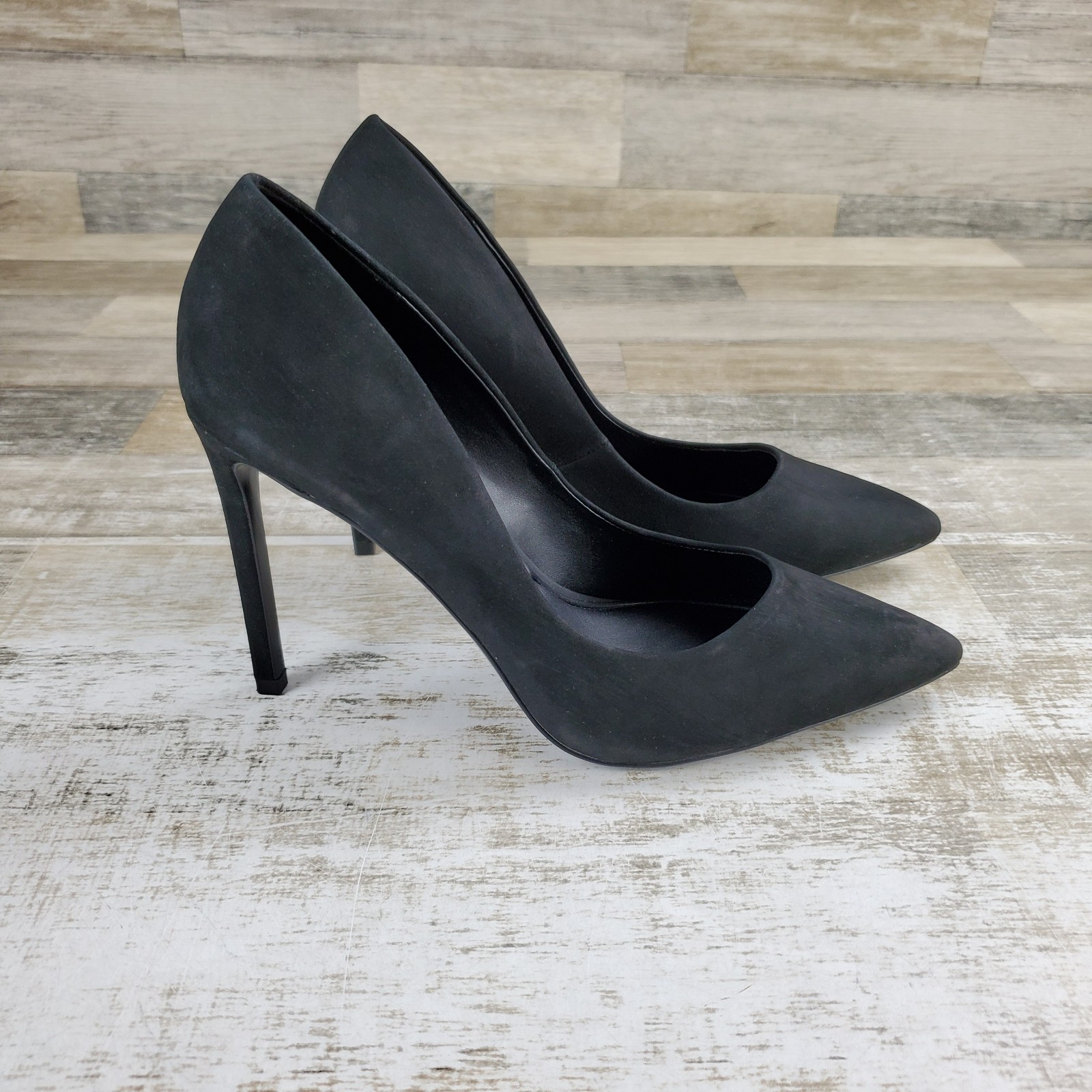 ALDO Lala Womens Pump Sz 9 Black Suede Pointed-Toe Stiletto Heel Slip On Comfort ALDO Lala Womens Pump Sz 9 Black Suede Pointed-Toe Stiletto Heel Slip On Comfort