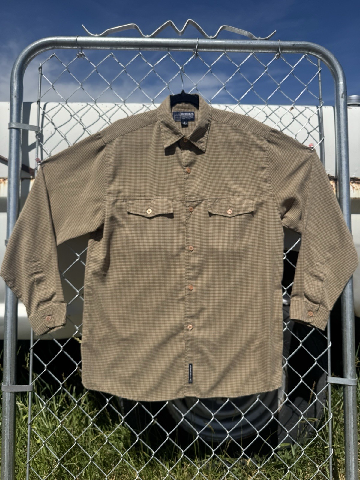 Retro O\'Neill Men\'s Late 90’s Long Sleeve Button-Up Shirt Size M Retro O\'Neill Men\'s Late 90’s Long Sleeve Button-Up Shirt Size M