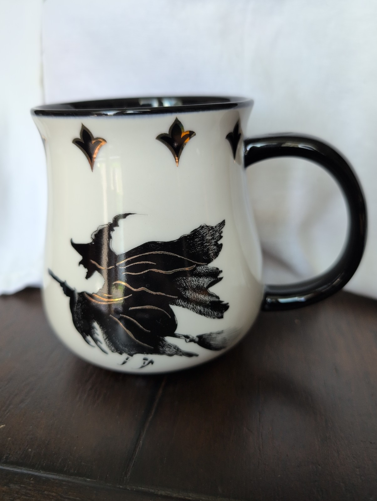 Potters Studio Flying Witch Stoneware Halloween MUG New Potters Studio Flying Witch Stoneware Halloween MUG New