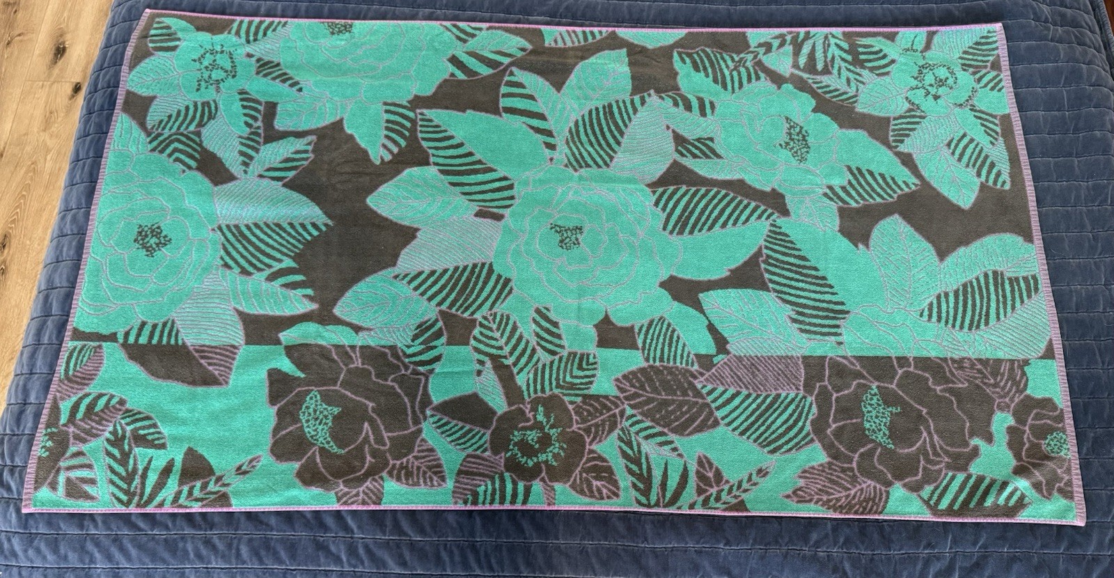 Vintage d’Arrow Cecil Saydah Floral Beach Towel 62x35 Egypt Cotton Portugal Vintage d’Arrow Cecil Saydah Floral Beach Towel 62x35 Egypt Cotton Portugal