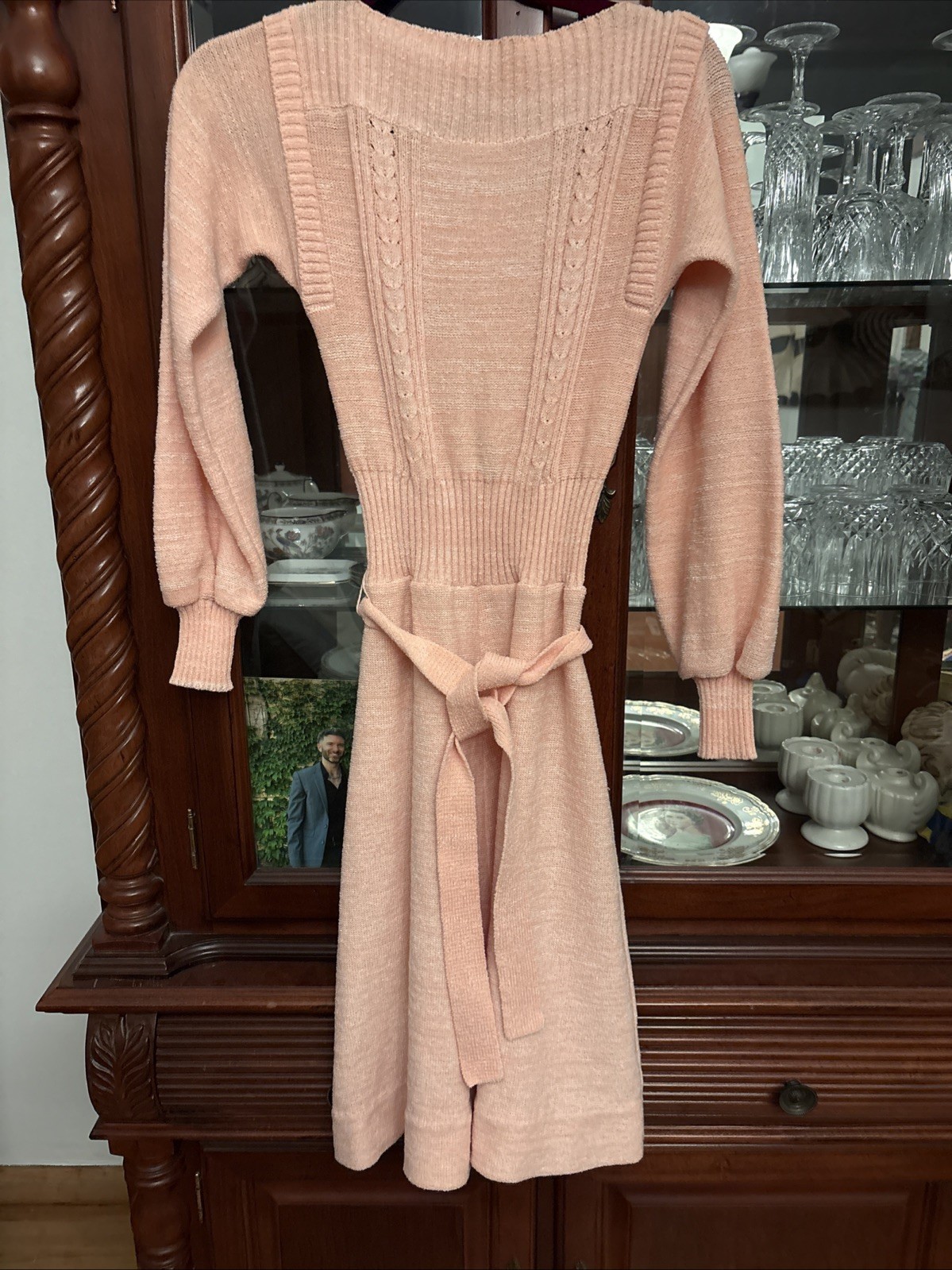 Vintage 60’s Sweater Dress Pink Size Small With Belt Zip Up Back Blouson Sleeves Vintage 60’s Sweater Dress Pink Size Small With Belt Zip Up Back Blouson Sleeves