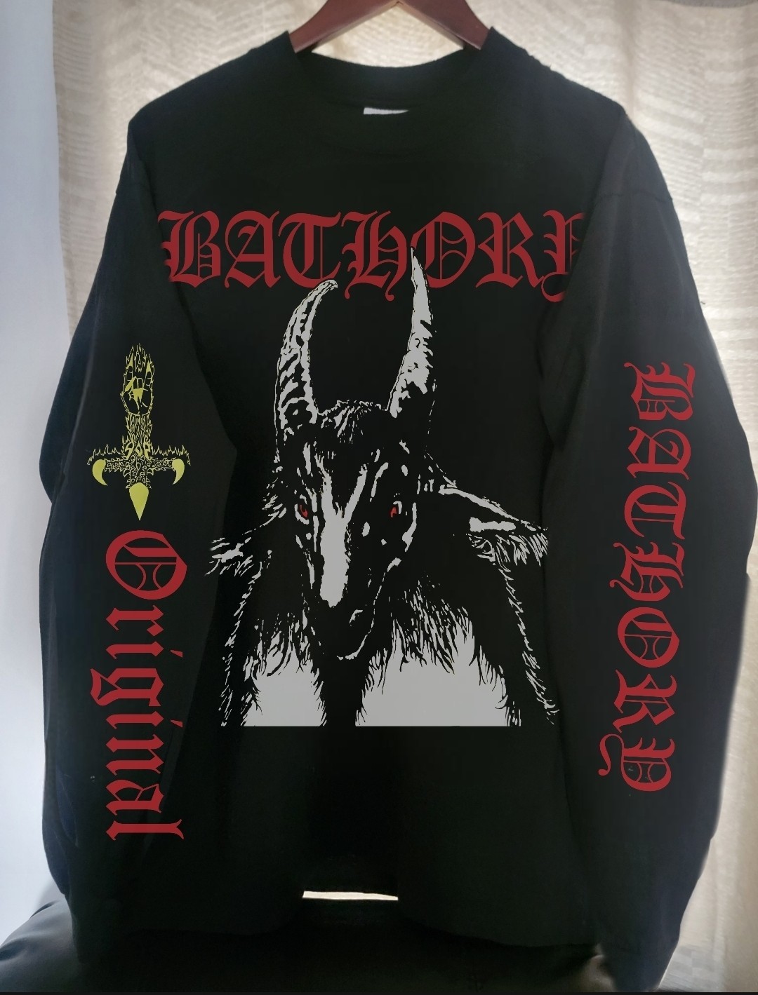 Bathory Venom Celtic MODERN ON PREMIUM HEAVYWEIGHT LONG SLEEVE T SHIRT Bathory Venom Celtic MODERN ON PREMIUM HEAVYWEIGHT LONG SLEEVE T SHIRT