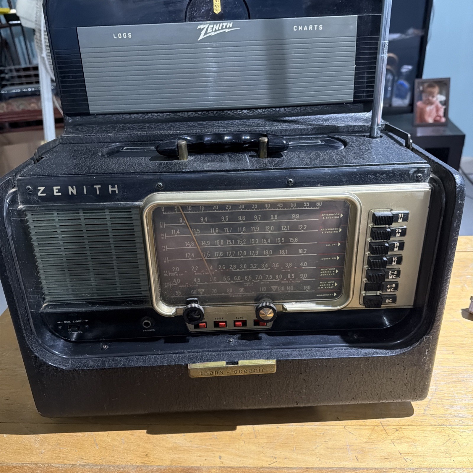 Vtg c1958 Zenith Trans-Oceanic Wave Magnet A600 6A40 Radio w/ Log Book - Works Vtg c1958 Zenith Trans-Oceanic Wave Magnet A600 6A40 Radio w/ Log Book - Works