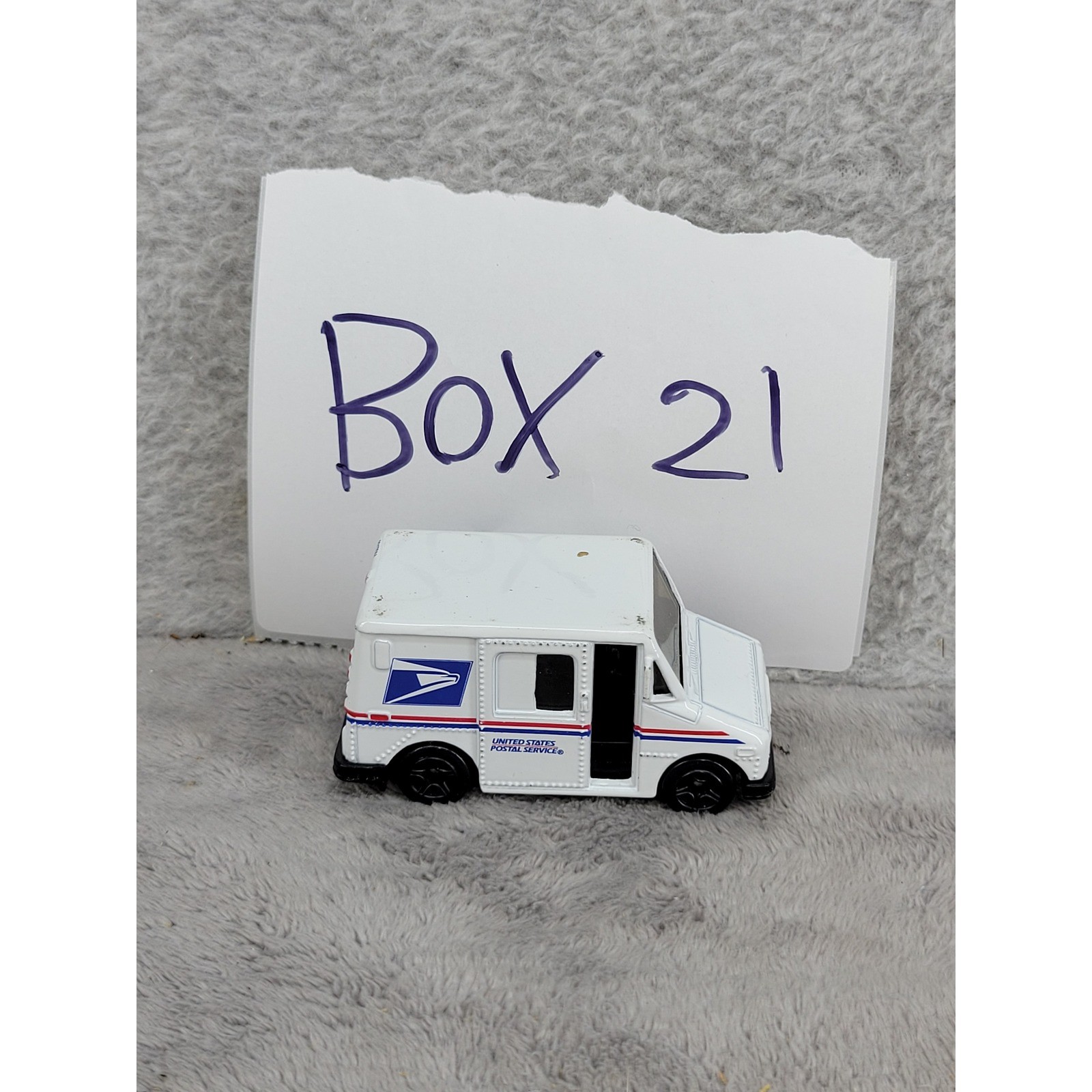 Matchbox 1999 USPS Postal Service Delivery Truck Mail Van Diecast 1:68 White
