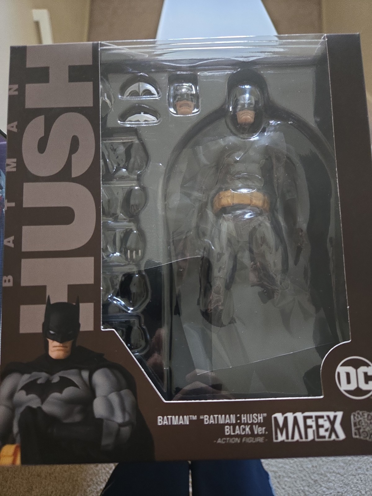 Medicom Batman Hush (Black Version) Mafex 6 inch Action Figure - FEB208291 Medicom Batman Hush (Black Version) Mafex 6 inch Action Figure - FEB208291