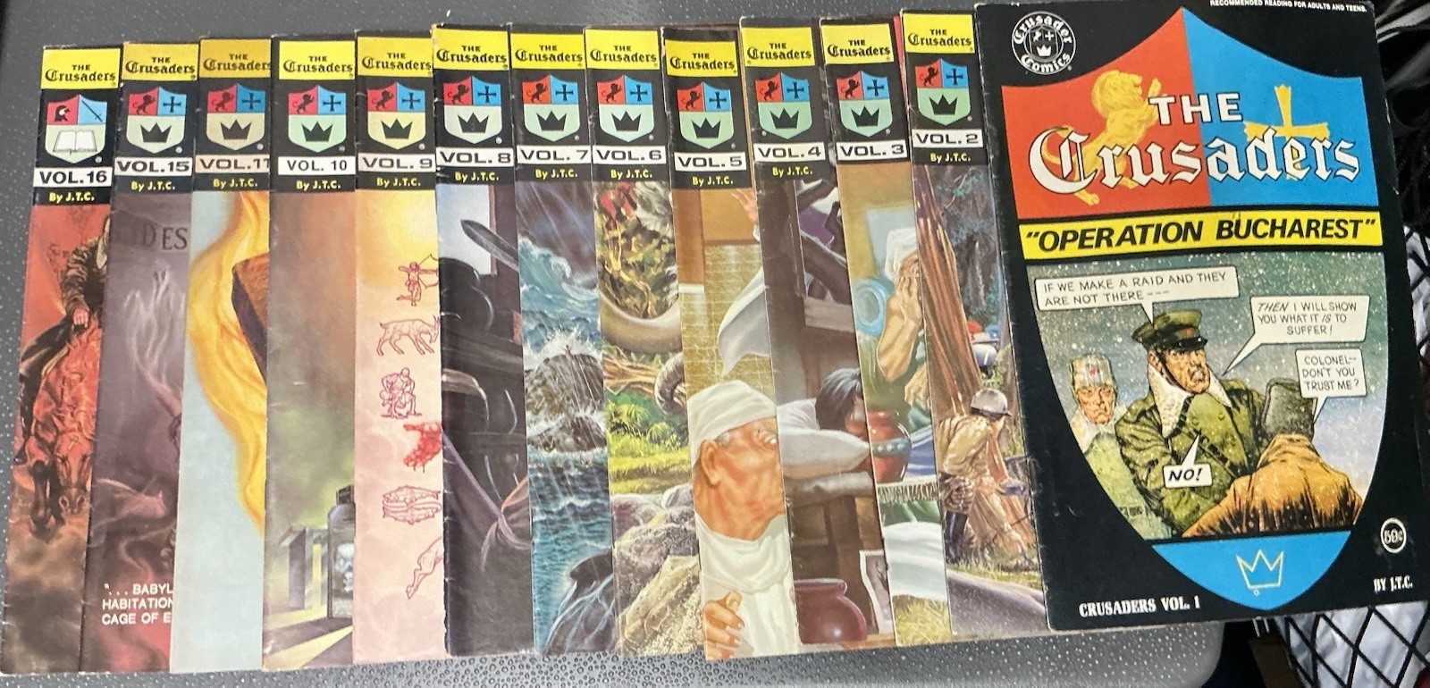 The Crusaders Christian Comic Book Volumes 1 - 11, 15 & 16 RARE & 