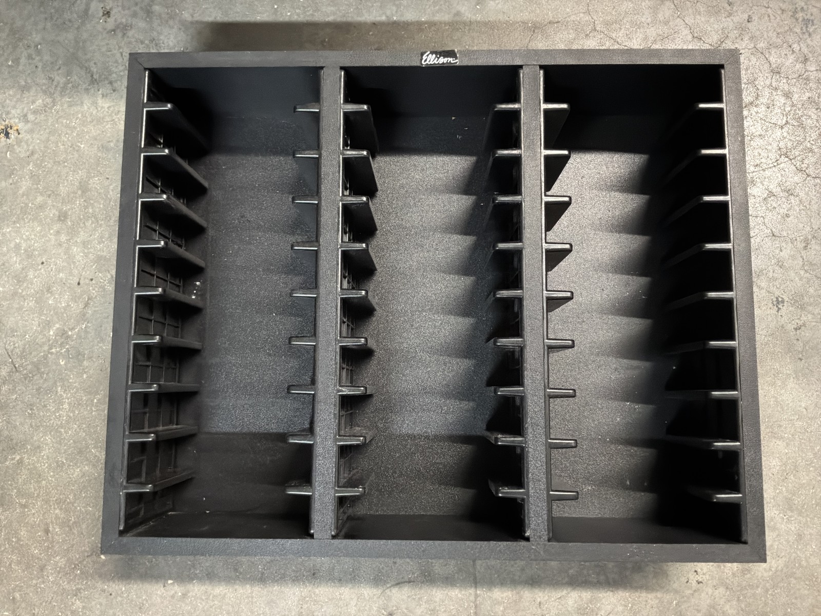 Accucut/Ellison Storage / Shelving For 30 Dies 4-3/4” Wide