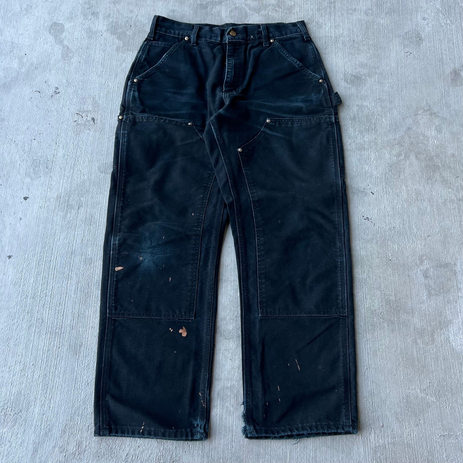 Vintage Y2K Carhartt faded black double knee work wear carpenter pants Vintage Y2K Carhartt faded black double knee work wear carpenter pants