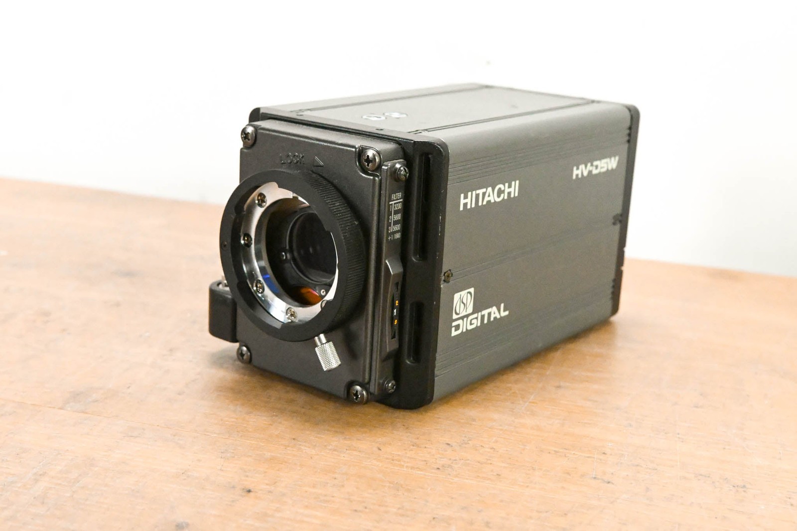 Hitachi HV-D5W High Performance SDTV Camera Body CG01MGA