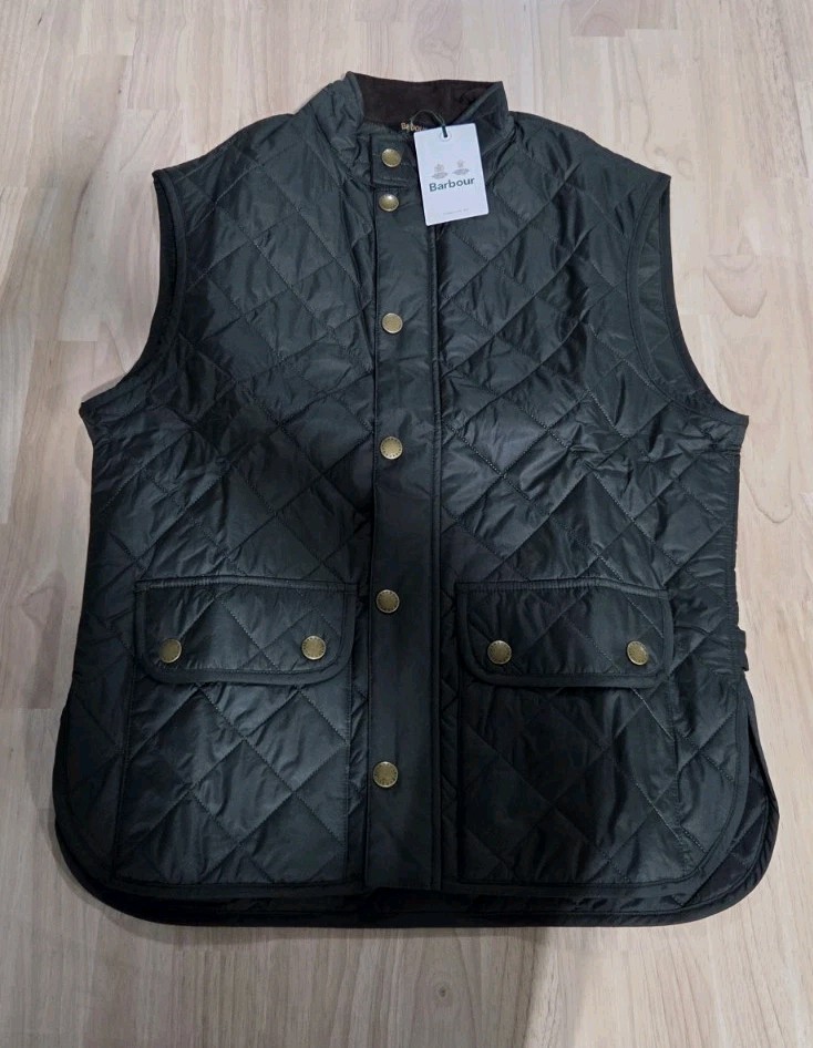 Barbour Men\'s Olive Green Lowerdale Quilted Gilet Full Zip Vest Sz Extra Large Barbour Men\'s Olive Green Lowerdale Quilted Gilet Full Zip Vest Sz Extra Large