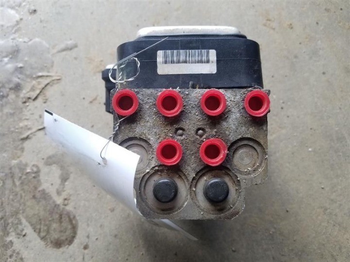 05-06 GMC Yukon XL 1500 ABS Anti-Lock Brake Pump Active Brake Control Option JL4