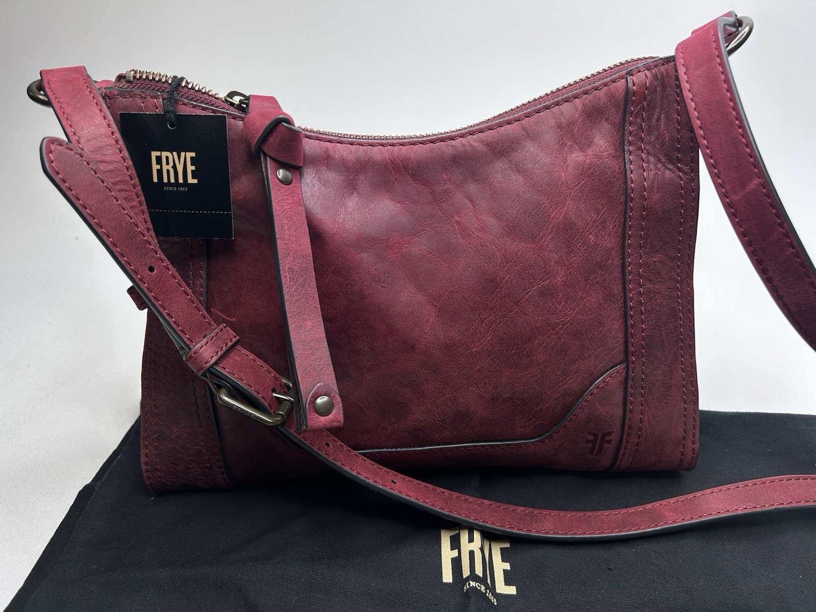 Chic FRYE Melissa Zip Crossbody Genuine Leather Saddle Shoulder Bag Sangria NWT