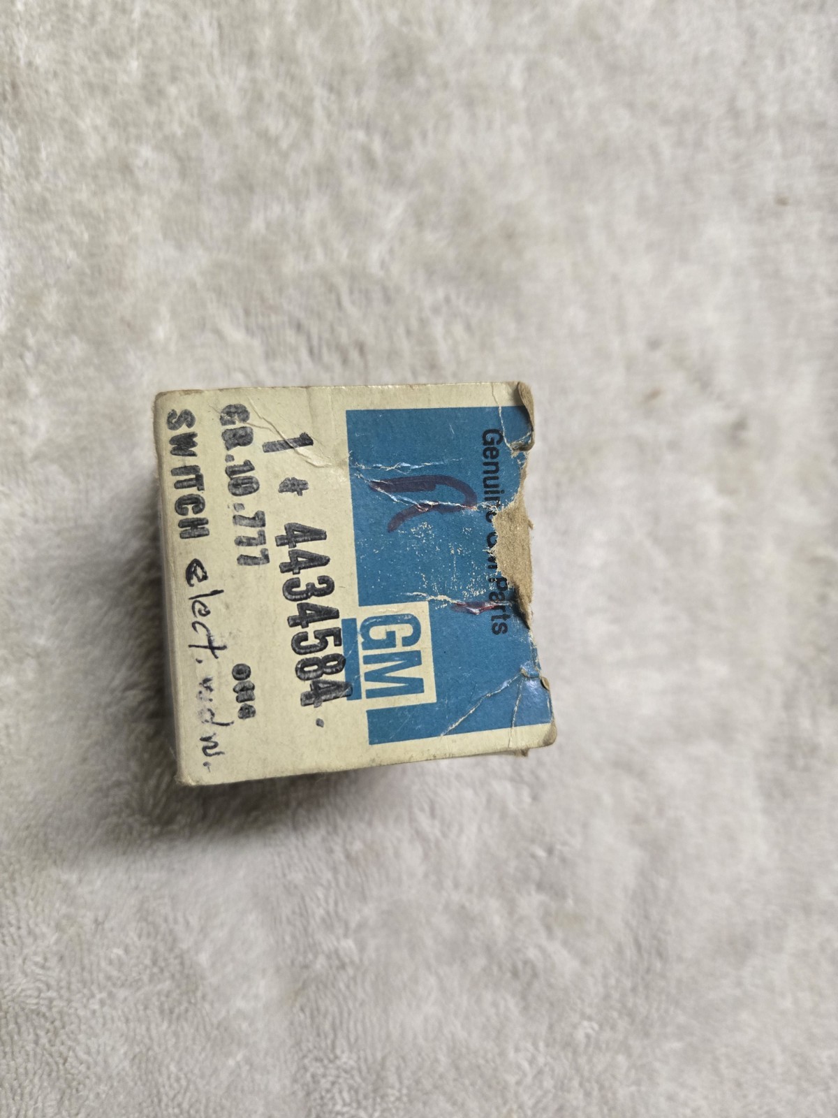 NOS 1967 1968 1969 1970 1971 1972 GM RIGHT FRONT POWER WINDOW SWITCH 4434584 GM 