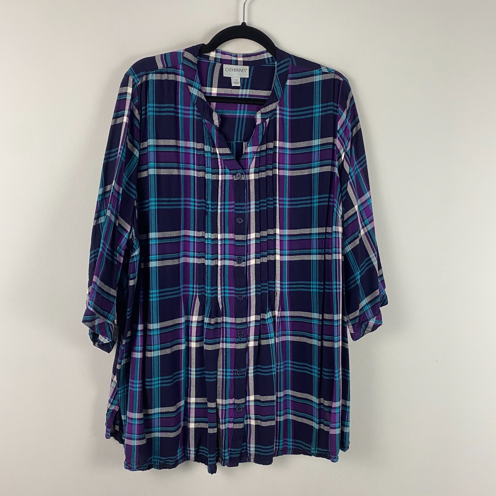 Catherines Button Up Tunic Size 1X Pintuck Navy Purple 3/4 Sleeves Rayon