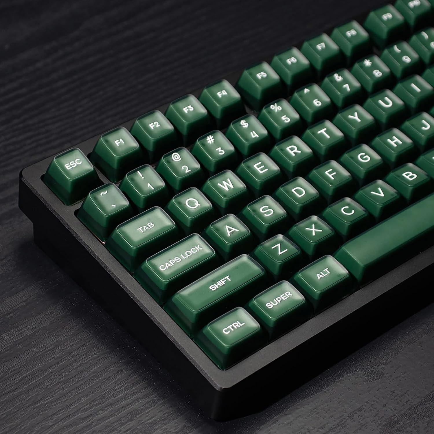 142 Keys PBT Doubleshot SA Keycaps Dark Green Translucent Set 142 Keys PBT Doubleshot SA Keycaps Dark Green Translucent Set