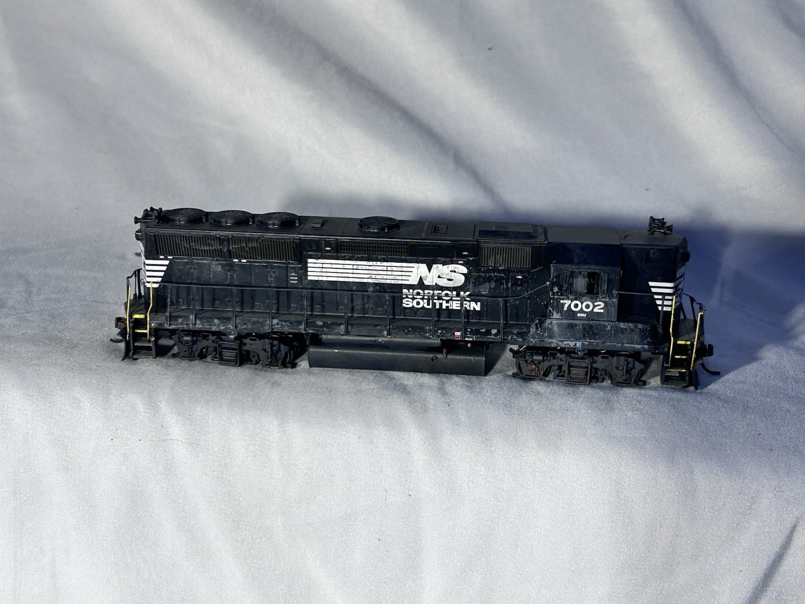 Beautiful Athearn RTR Norfolk Southern RR #7002 GP-40X High Hood HO DCC Beautiful Athearn RTR Norfolk Southern RR #7002 GP-40X High Hood HO DCC