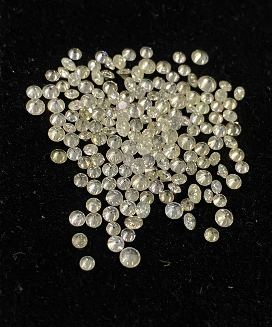 1+Carat Scoop 1.5-3.0mm round brilliant cut natural diamond lot
