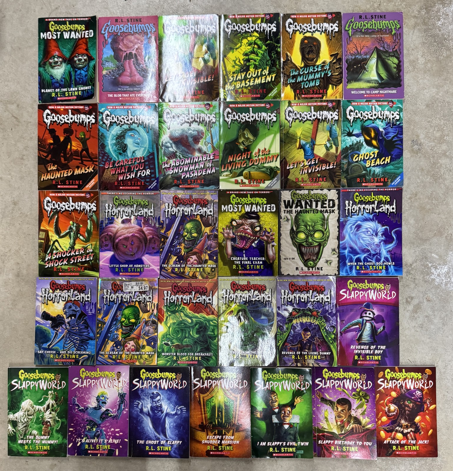 Lot 31 GOOSEBUMPS books by RL Stine Horrorland Slappyworld Lot 31 GOOSEBUMPS books by RL Stine Horrorland Slappyworld