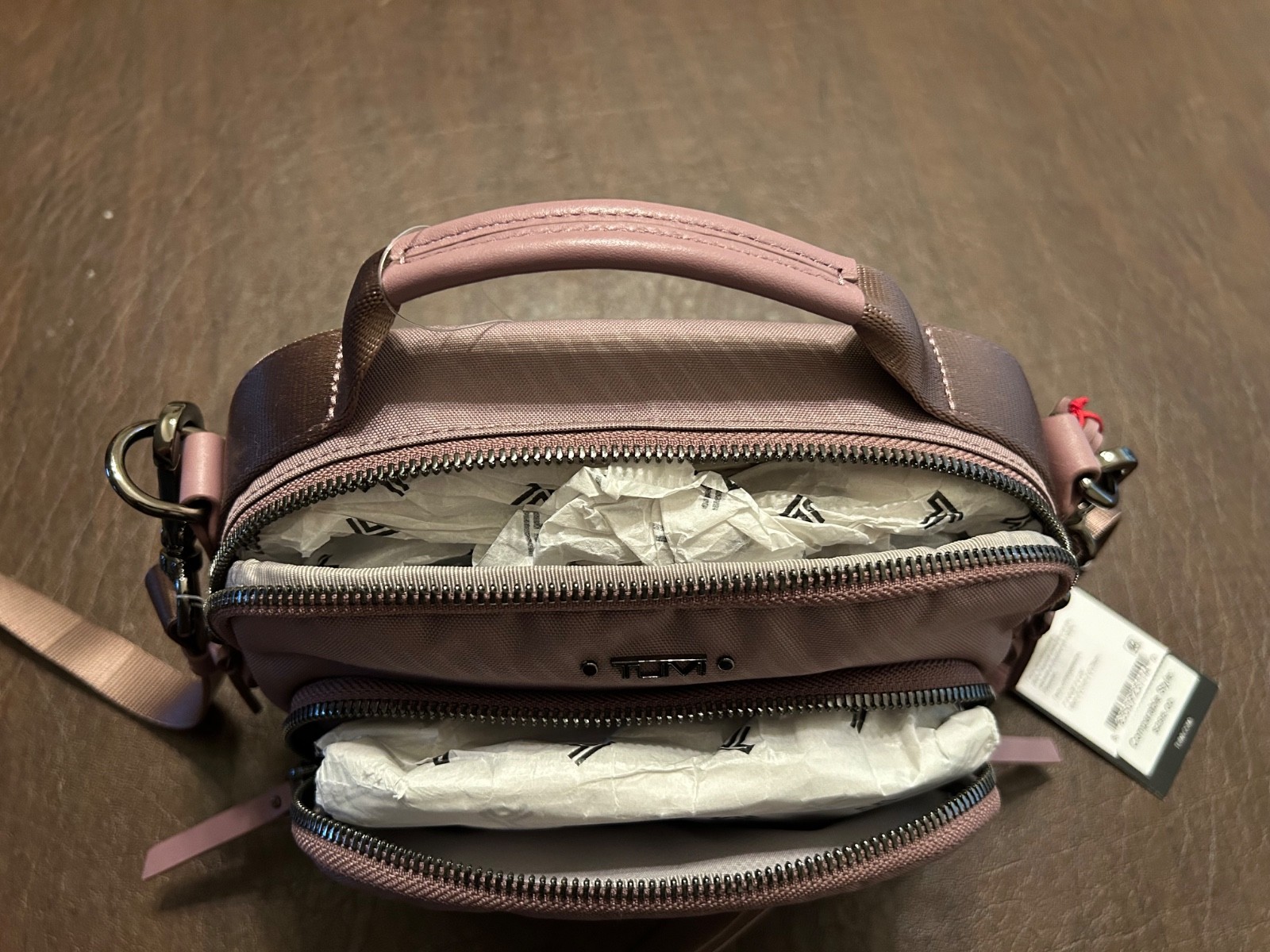 NWT TUMI VOYAGEUR Tamy Crossbody Bag NWT TUMI VOYAGEUR Tamy Crossbody Bag