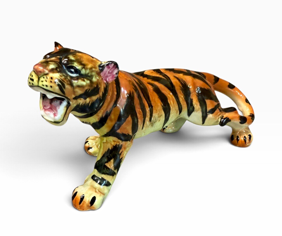 Vintage Ceramic Tiger Figurine Orange Black Striped Decorative Sculpture Vintage Ceramic Tiger Figurine Orange Black Striped Decorative Sculpture