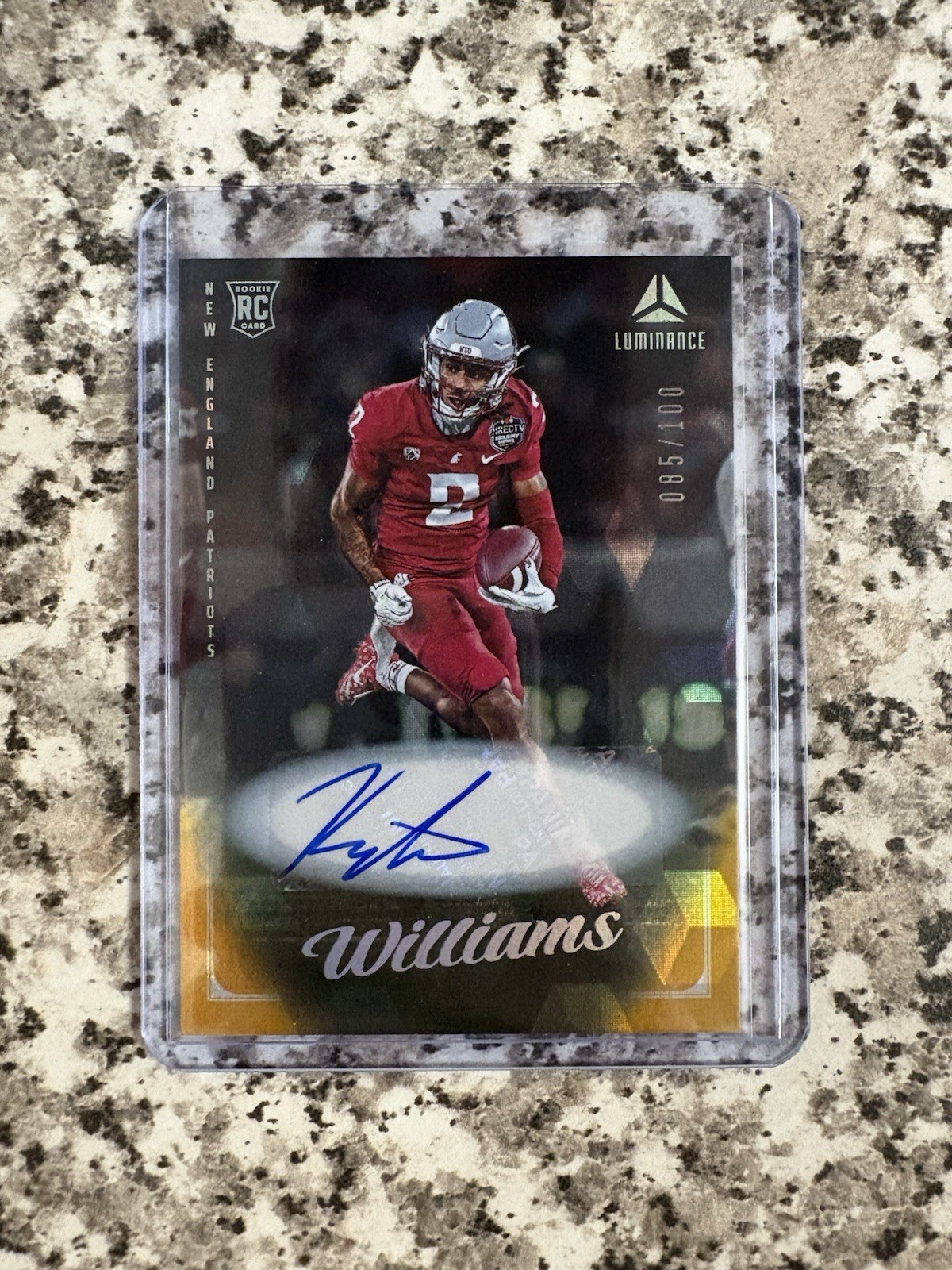 2025 Panini Luminance - Rookies Kyle Williams #134 Gold Autographs /100 (AU, RC)