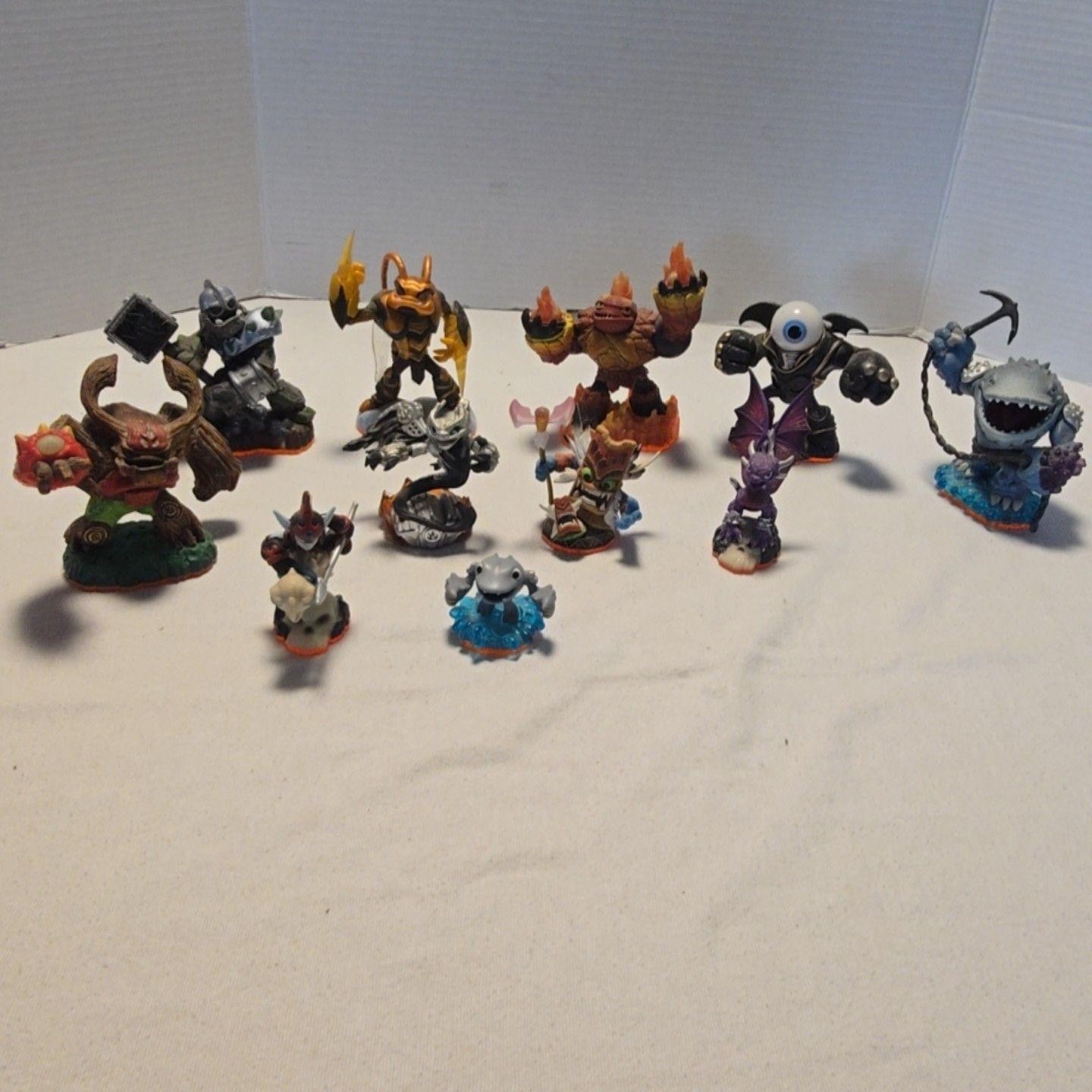 Activision Skylanders Giants Character Figure Lot 11 Orange Base Toys Set