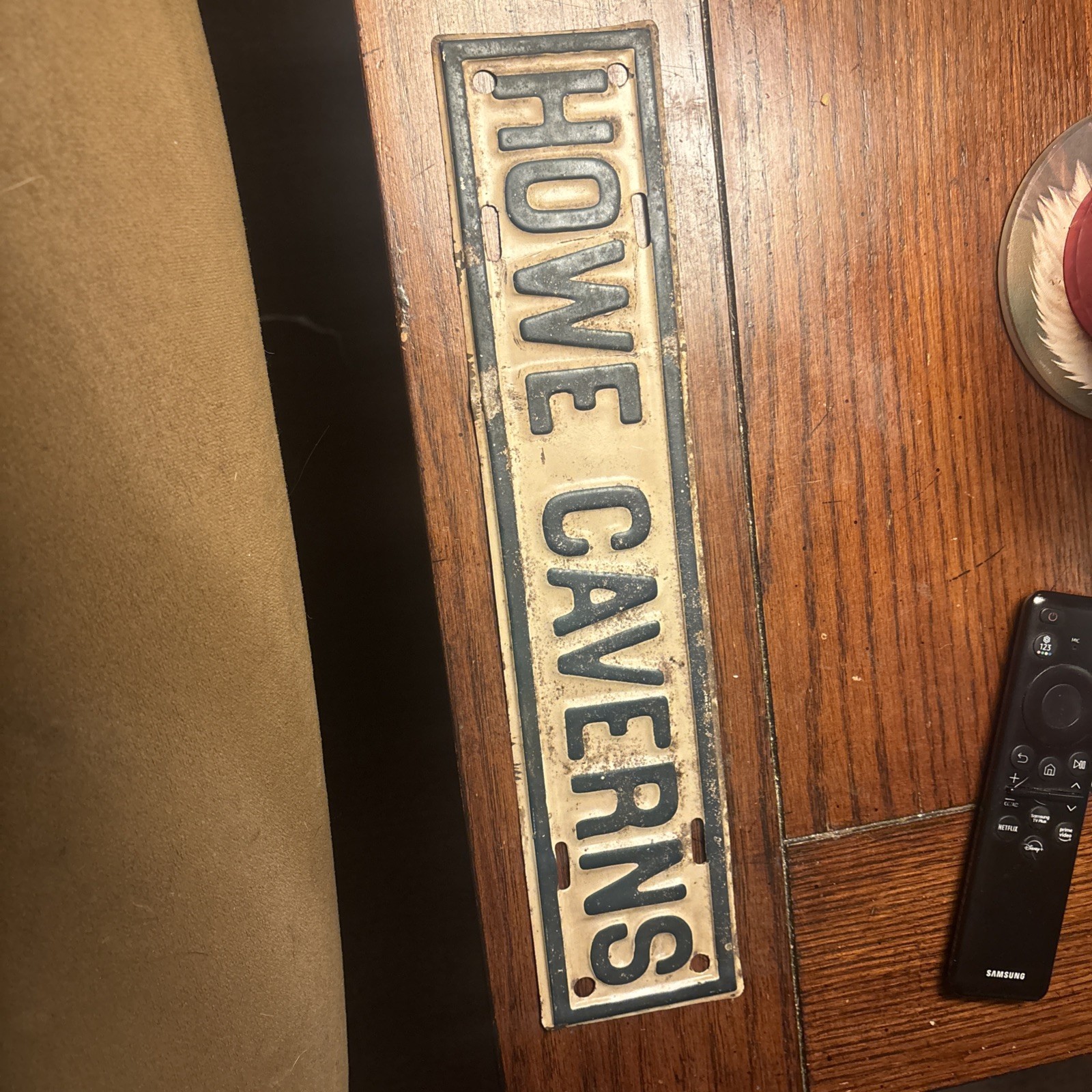 Vintage Howe Caverns NY Souvenir Metal License Plate Topper 12 Vintage Howe Caverns NY Souvenir Metal License Plate Topper 12
