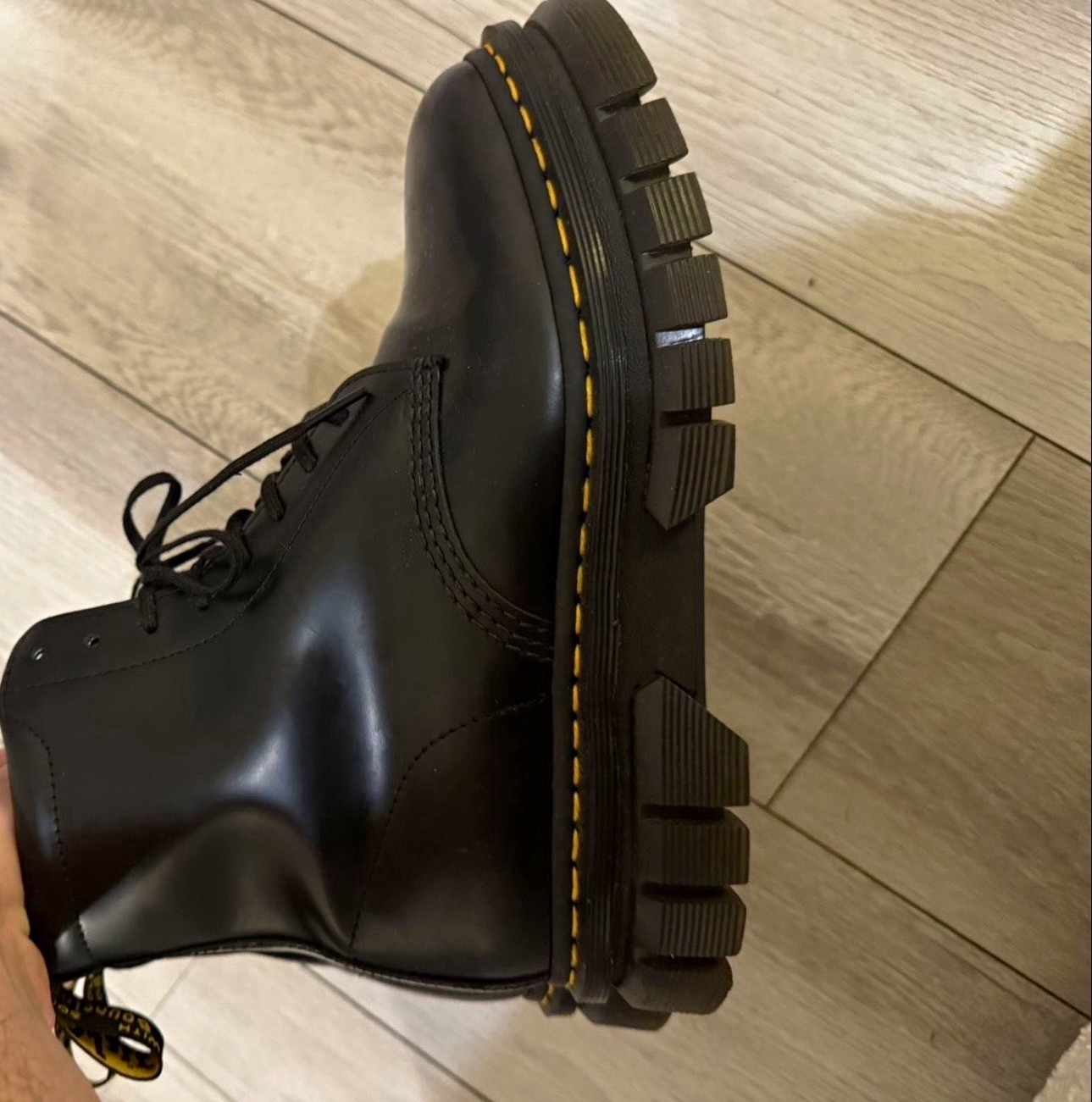 Dr. Martens Black Leather Combat Ankle Boots Lace-Up Round Toe Pull Tab Dr. Martens Black Leather Combat Ankle Boots Lace-Up Round Toe Pull Tab