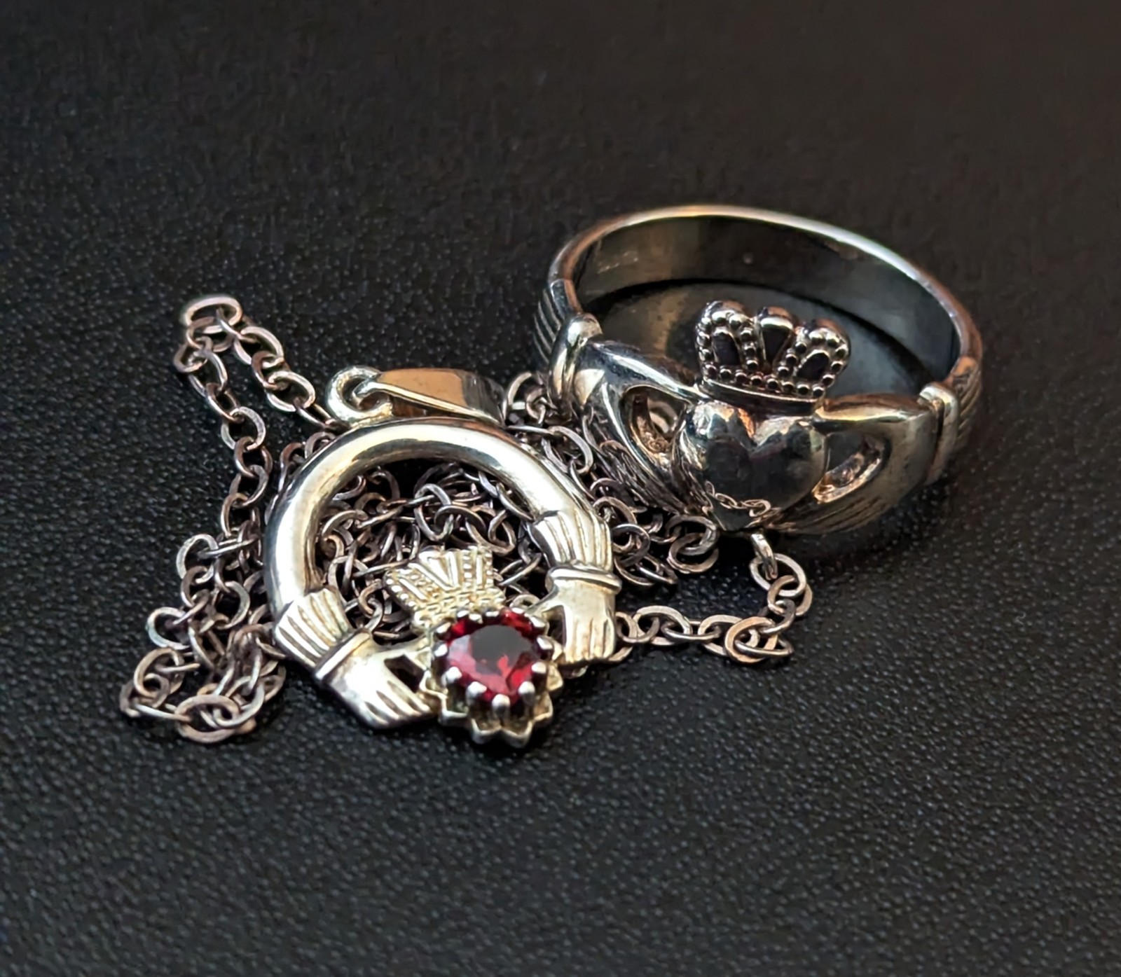 Vintage SOLVAR Ireland 925 Sterling Claddagh Ring & Necklace Red CZ  Stone