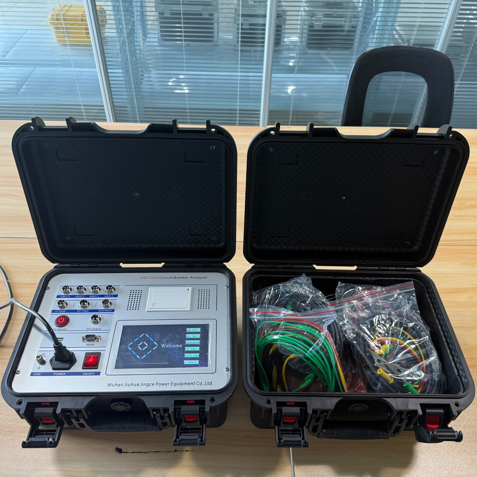 JHCY100 High Voltage 220V 50Hz Train Circuit Breaker Analyzer Switchgear Tester