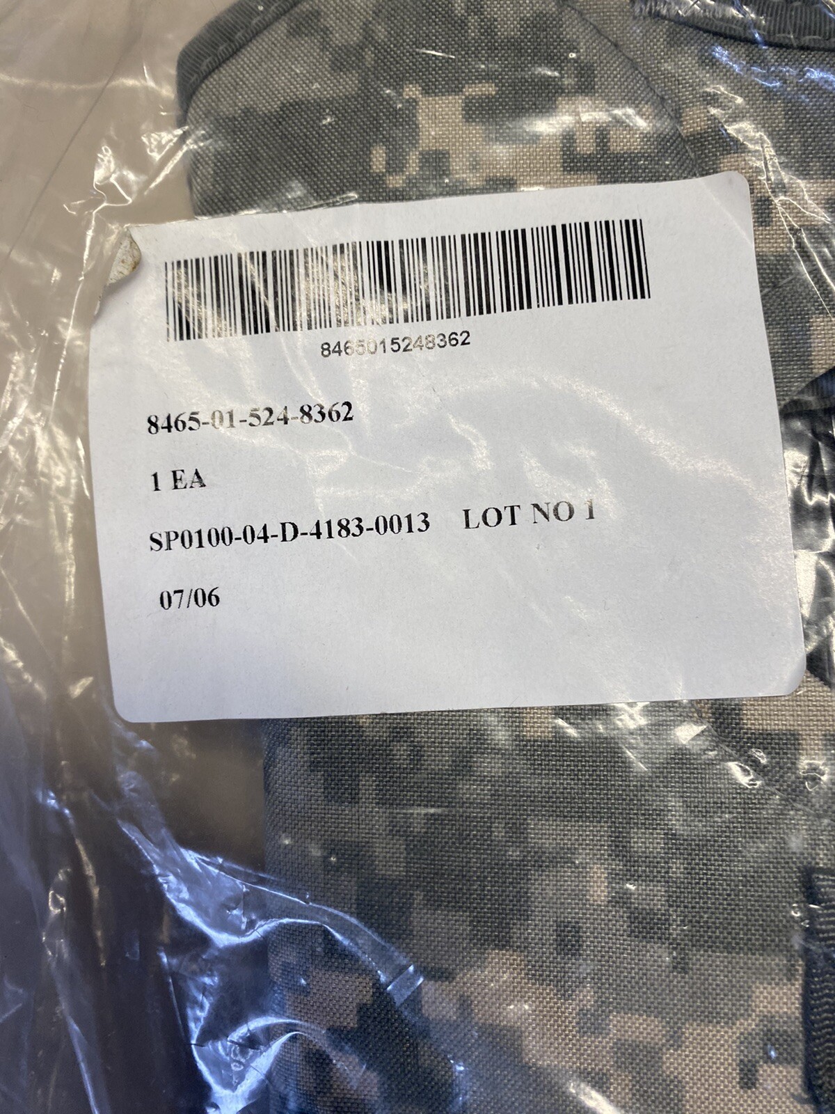 New Molle II hydration system carrier, ACU pattern, no bladder hose New Molle II hydration system carrier, ACU pattern, no bladder hose