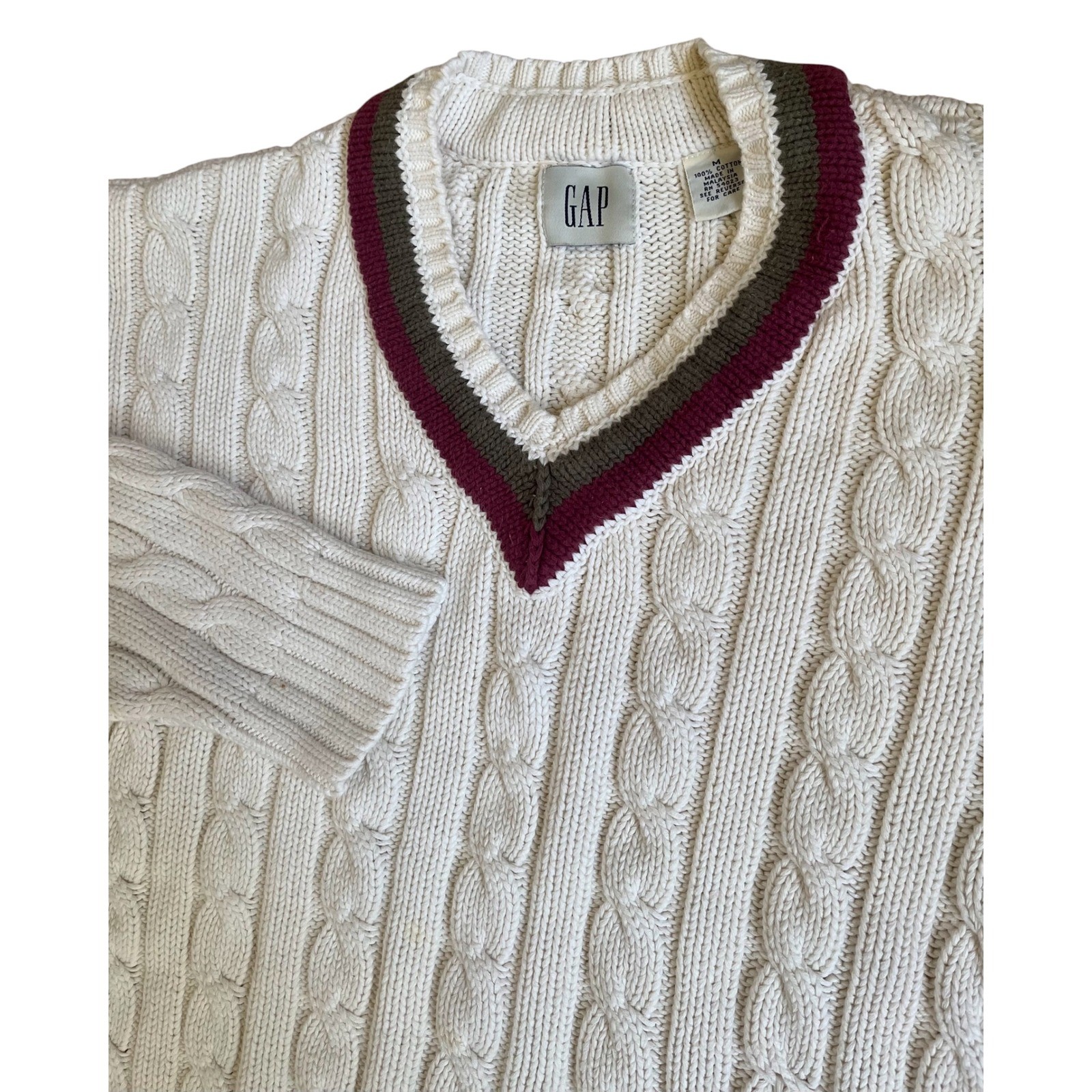 Vintage Gap Mens Cable Knit Sweater Cream White V-Neck Varsity Preppy Cotton M Vintage Gap Mens Cable Knit Sweater Cream White V-Neck Varsity Preppy Cotton M