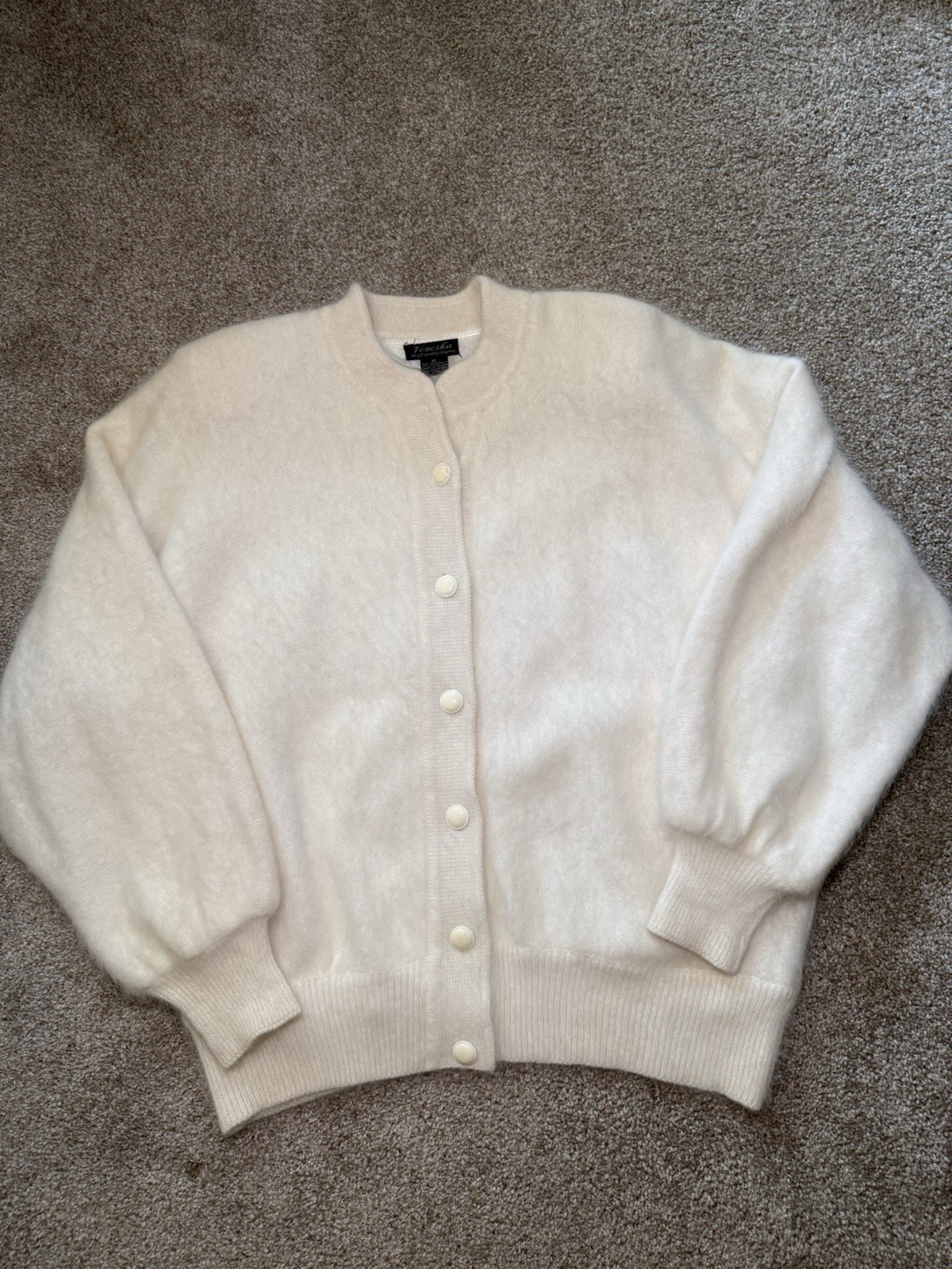 VTG Venesha Womens Medium Beige White 80% Angora Wool Cardigan Button Sweater VTG Venesha Womens Medium Beige White 80% Angora Wool Cardigan Button Sweater